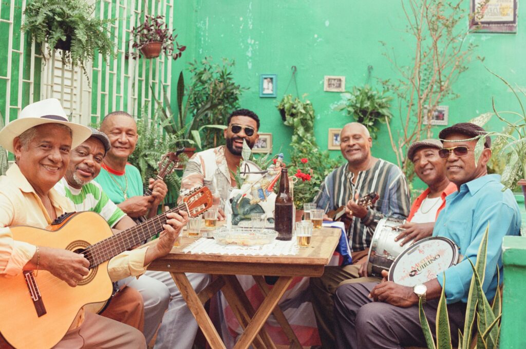 Lançamento de videoclipe – Trem das Onze