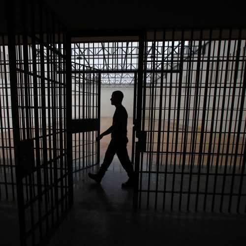 Mais 464 presos são autorizados a sair temporariamente na Semana Santa; total passa de 1,2 mil beneficiados