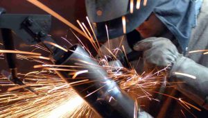 Primeiro dia de competições da Olimpíada do Conhecimento, regional São Paulo. Na foto: Max Wendel Morais Pereira , competidor na área de soldagem .
São Paulo (SP) 16.08.2007 - Foto: José Paulo Lacerda