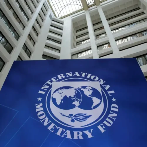 FMI reduz projeção de crescimento do Brasil para 2026