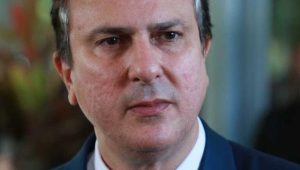 Santana diz que MEC não irá anular Enem após vazamento de imagens da prova