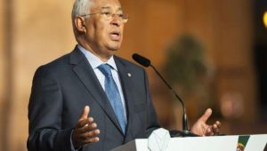 Primeiro-ministro de Portugal renuncia após ser alvo de operação