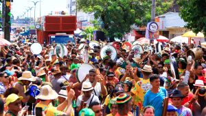 Tradicional festejo de São Marçal reúne milhares de pessoas no João Paulo