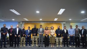 PRF lança campanha Maio Amarelo 2025 com foco em segurança no trânsito e uso do capacete