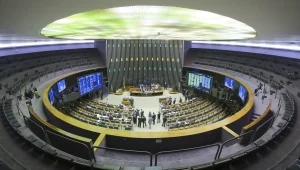 Projeto em análise na Câmara propõe ampliar número de deputados federais