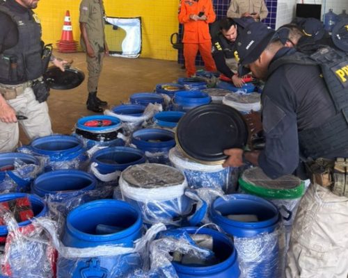 Caminhoneiro é preso com carga de mais de uma tonelada de maconha em Balsas