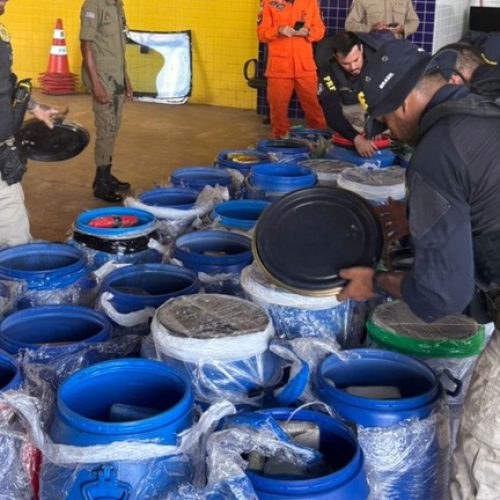 Caminhoneiro é preso com carga de mais de uma tonelada de maconha em Balsas