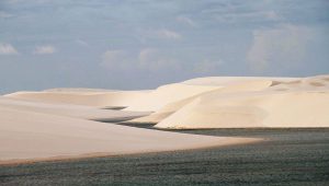 Plataforma de turismo elege os Lençóis Maranhenses como principal destino de ecoturismo no Brasil