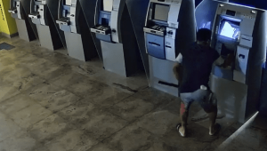 Homem invade agência bancária com machado na cidade de Rosário