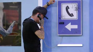 BBB 23: MC Guimê atende o Big Fone e indica dois brothers ao Paredão