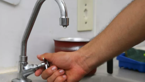 Incêndio de adutora deixa mais de 60 bairros de São Luís sem água