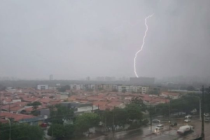 Mais de 70 raios atingem Ilha de São Luís nos primeiros dias de março