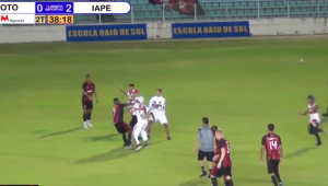 Jogadores do Moto Club são agredidos por torcedores após eliminação