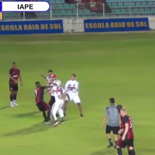 Jogares do Moto Club são agredidos por torcedores após eliminação