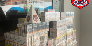 PM apreende cigarros duvidosos e encaminha suspeito à PF, em São Luís