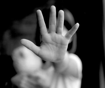 Nova lei reforça proteção a vítimas de estupro de vulnerável no Brasil