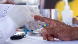 Caderneta vai reforçar cuidado com hipertensão e diabetes no Maranhão