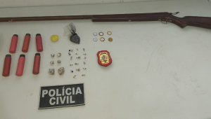 Idoso em cadeira de rodas é preso com espingarda e drogas em Bequimão