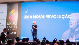 Expo Indústria debate impacto da IA nos negócios e na sociedade