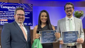 Foto: Repórter Luisa Rabelo recebeu a premiação com reportagem na categoria vídeo.