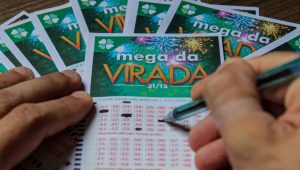 Confira as dezenas sorteadas na Mega da Virada, com prêmio de R$ 1,09 bilhão