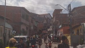 Caminhão perde força em ladeira e mata duas crianças atropeladas no bairro Redenção