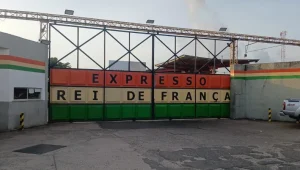 Sem ônibus da Empresa 1001, ao menos 15 bairros da capital são afetados