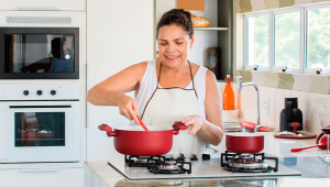 Residência no Alto do Calhau contrata empregada doméstica