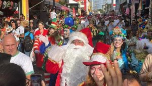 Papai Noel comanda início da temporada natalina em São Luís