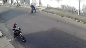 Vídeo: mulher trava luta com assaltante no Planalto Anil I, em São Luís