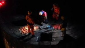 Criança é resgatada após escalar e cair em caixa d’água de 20 metros de altura