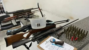 Três pessoas são presas em São Bento por posse ilegal de armas