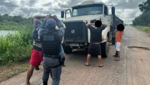 Quatro pessoas são presas por furto de trilhos no município de Viana