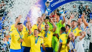 Com gol do maranhense Bobô, Brasil conquista 4º título da Copa América de Beach Soccer