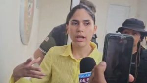 Vídeo: influenciadora digital é presa por envolvimento com jogos de azar