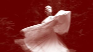 Célia Sampaio lança EP “Eparrey” em homenagem à orixá Iansã