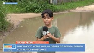 Vídeo: morador da Raposa mostra talento para o Jornalismo como repórter mirim da TV Difusora