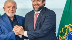 “Eu já tenho o nome, eu conheço”, diz Lula ao sinalizar nomeação de Pedro Lucas para as Comunicações