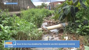 Moradores da Rua 15, na Vila Embratel, enfrentam alagamentos sempre que chove