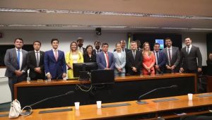 Veja como votou cada deputado maranhense sobre projeto que aumenta número de vagas na Câmara