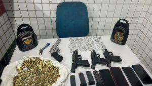 Arsenal é apreendido e cinco pessoas são presas em operação contra o tráfico na Estiva