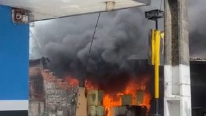 Incêndio atinge oficina de conserto de máquinas de lavar no bairro Forquilha, em São Luís