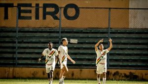 Sampaio arranca empate contra o Altos fora de casa pela Série D