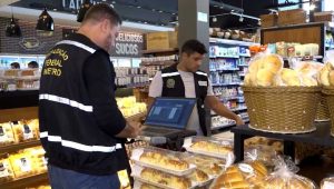 Operação fiscaliza produtos típicos juninos no comércio de São Luís