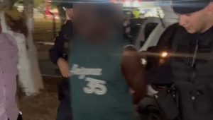 Homem envolvido em acidente é preso com pistola e munições no Coroado