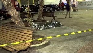 Dupla executa homem em regime semiaberto próximo a festejo religioso no Monte Castelo