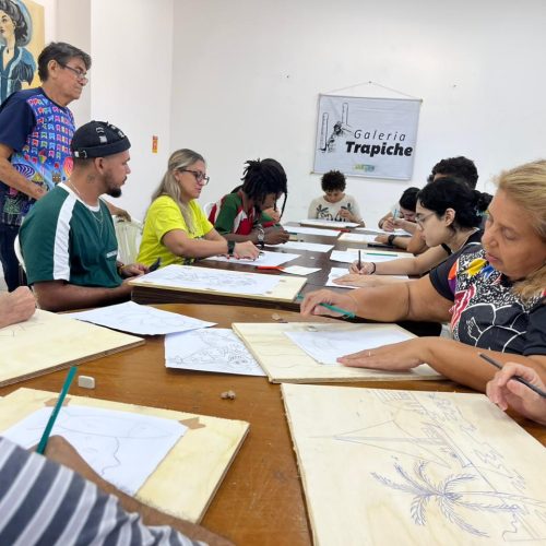 Centro Histórico de São Luís sedia oficinas de xilogravura com o artista Airton Marinho