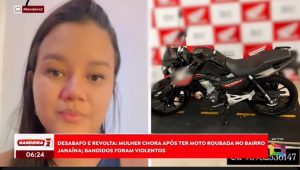 Mulher relata desespero e violência vividos durante assalto e pede ajuda para localizar moto roubada
