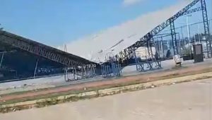 Vídeo: cobertura de quadra poliesportiva desmorona na Praça da Juventude do Barreto, em São Luís