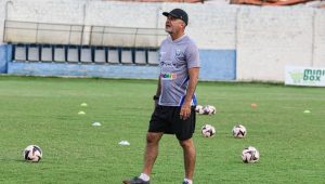 Após derrota na estreia, Tuntum anuncia saída do técnico Vinícius Saldanha
